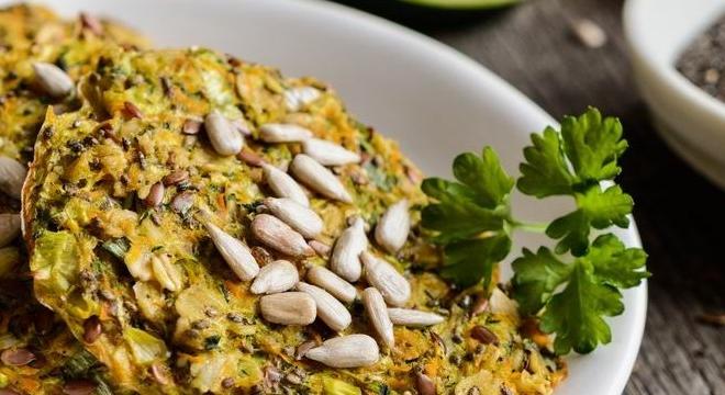 Zabpelyhes zöldségtócsni – egyszerű, eredeti, egészséges