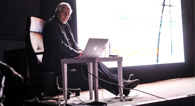 Peter Greenaway, a festői filmes ábrázolás mestere 80 éves