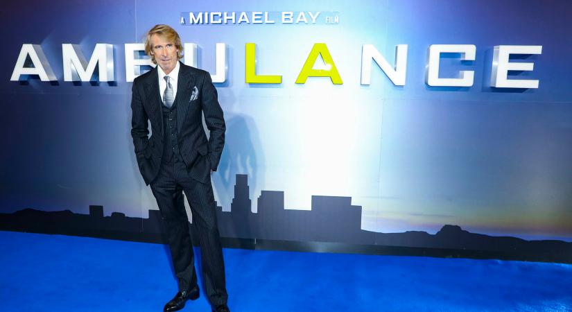 Michael Bay: Hollywood túlságosan el van foglalva saját magával, miközben gyerekeket robbantanak fel Ukrajnában