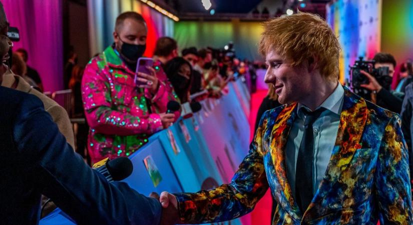 Ed Sheeran megnyerte a Shape of You kapcsán indult plágiumpert