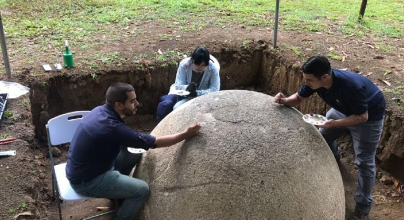 Hatalmas kőgömböket tártak fel Costa Ricán