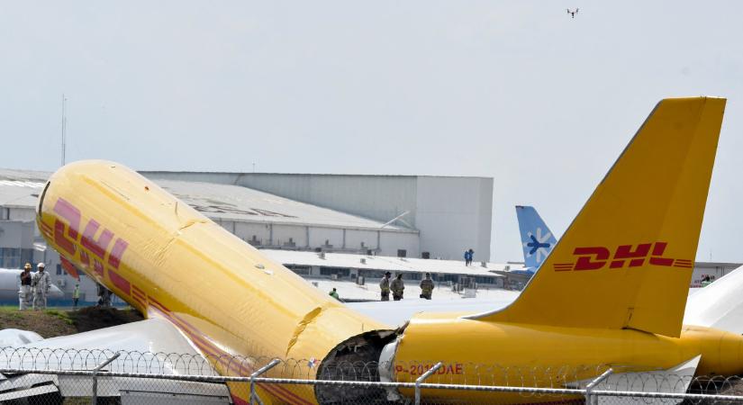 Kényszerleszállás közben kettétört egy Boeing 757-200 típusú teherszállító
