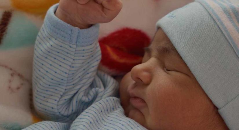 Ingyenes szoptatási tanácsadással segíti a kismamákat a Semmelweis Egyetem