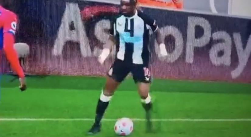Cselnek gyenge, táncnak fura! A Newcastle játékosán röhög mindenki – VIDEÓ