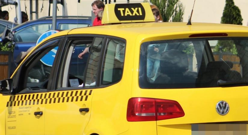 Harmadával emelkednek a taxitarifák Budapesten