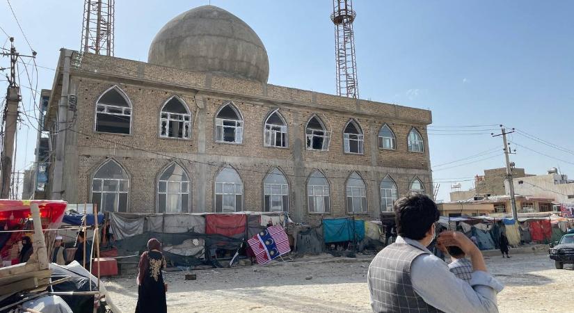 Robbanás gyilkolt egy észak-afganisztáni szunnita mecsetben