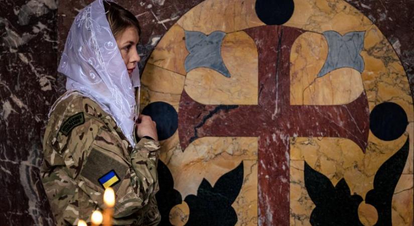 Húsvét van az ortodox világban, az oroszok a „Krisztus feltámadott!” szöveget írják rá az ukránokra kilőtt rakétáikra
