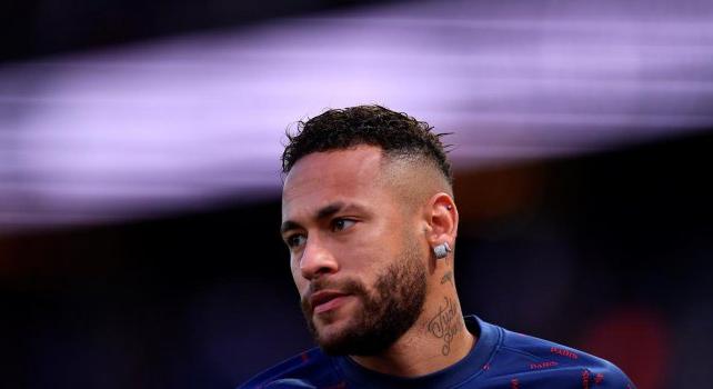 A PSG szurkolók idő előtt távoztak: Neymar szerint majd megunják a fütyülést