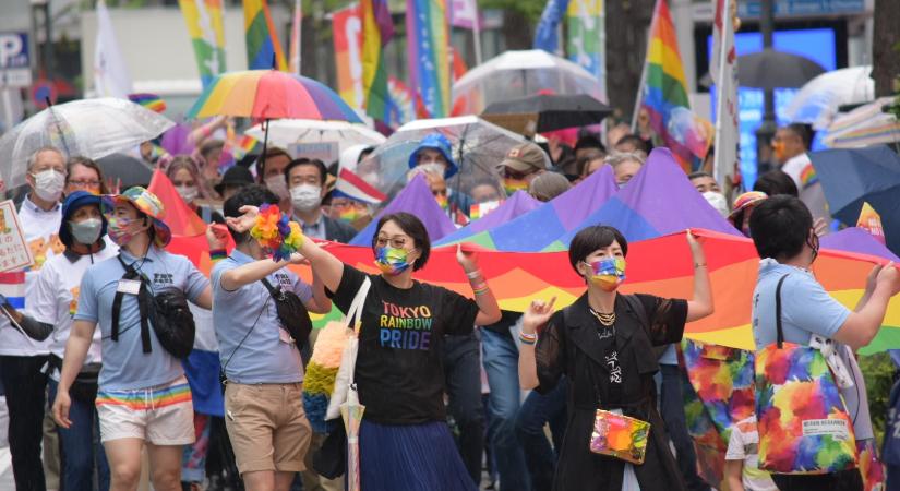 Három év után tartottak újra pride felvonulást Tokióban