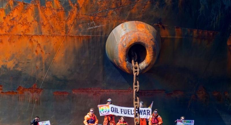Zöldaktivisták megakadályozták egy orosz tankerhajó kikötését Norvégiában