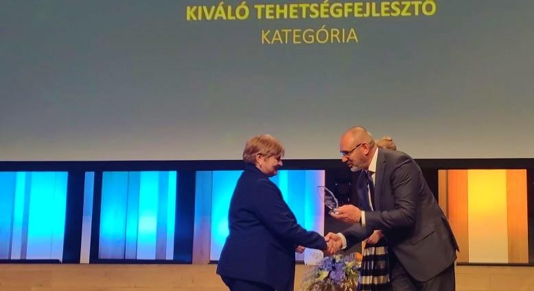 Bonis Bona díjban részesült Kulin Judit matematika tanár