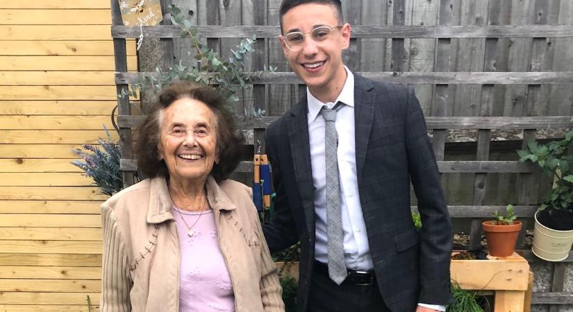 A 98 éves holokauszt-túlélő Lily Ebertnek TikTok-oldala is van