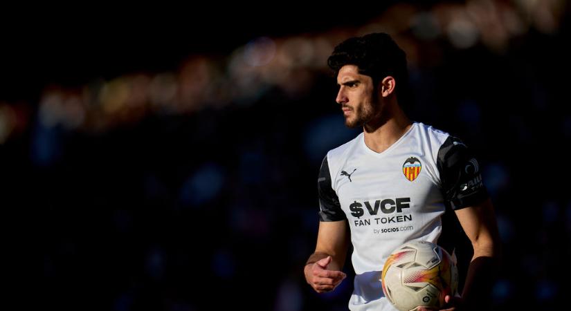 A Valencia játékosával erősítene a Wolves! – sajtóhír