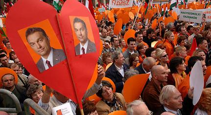 Medián: az iskolázottság növekedésével csökken a Fidesz támogatottsága