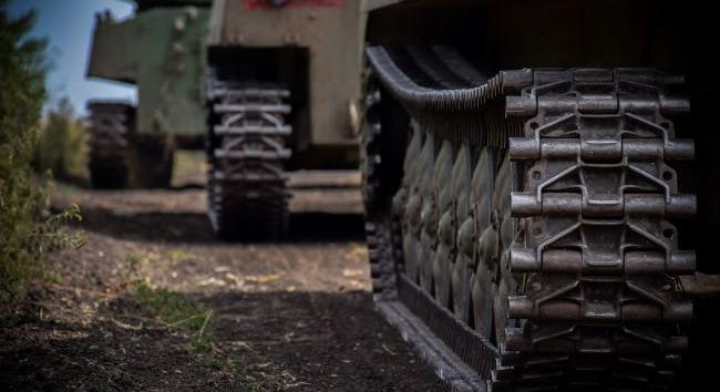 Lengyelország több mint 200 tankot és több tucat páncélozott gyalogsági harci járművet adott Ukrajnának