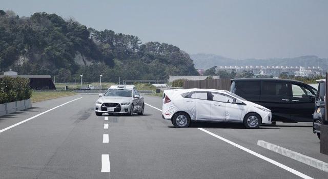 A váratlan akadályokat is kikerüli a Nissan önvezető rendszere