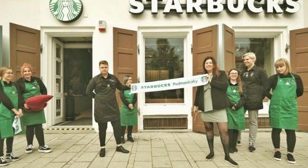 Budapest nyüzsgő banknegyedében nyílik a legújabb Starbucks kávézó