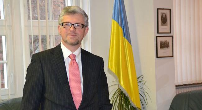Élesen bírálta Scholzot a berlini ukrán nagykövet, amiért nem hajlandó Kijevbe látogatni