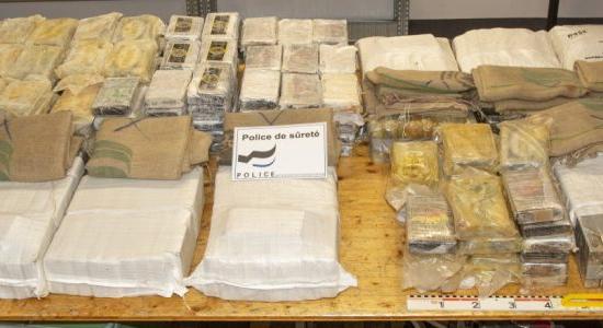 Több mint 500 kiló kokaint találtak egy kávészállítmányba rejtve Svájcban