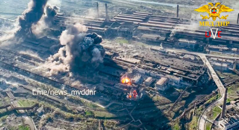 Kiderült, legutóbb hány civilt tudtak kimenteni a szétbombázott mariupoli acélgyárból
