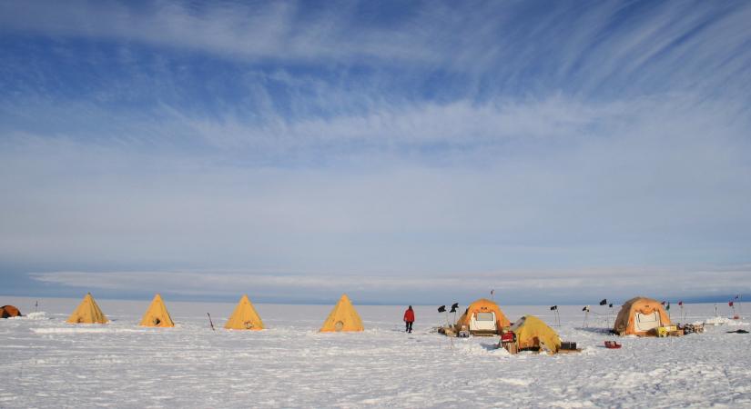 Hatalmas vízkészletet fedeztek fel az Antarktisz alatt