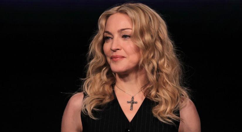 Madonna Twitteren kért találkozót Ferenc pápától, hogy megvitassanak néhány fontos ügyet