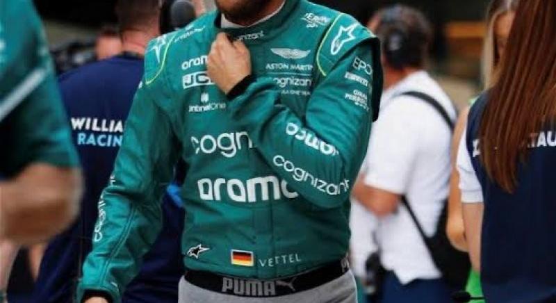 Míg Hamilton az ékszerszabály, Vettel az alsónadrágszabály miatt tüntetett