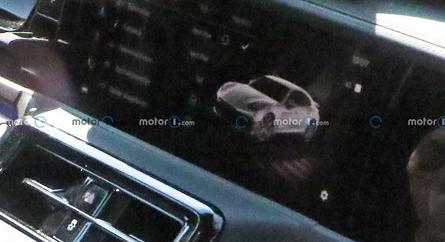 Kémfotók készültek a Porsche Panamera utasteréről, így láthatjuk a külső dizájnt is