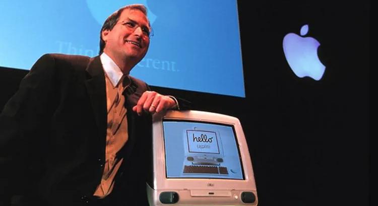 24 évvel ezelőtt Steve Jobs felment a színpadra, és örökre megváltoztatta az Apple-t