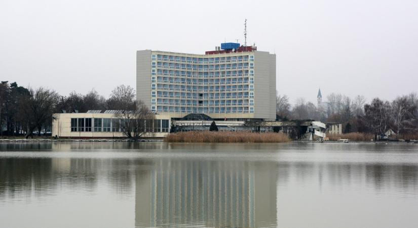 Felújítják Keszthely ikonikus hoteljét - augusztusban nyit