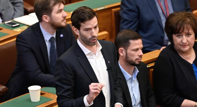 Fekete-Győr András: Az nem jó, ha az egyik oldal mindent megszavaz, a másik pedig mindent leszavaz