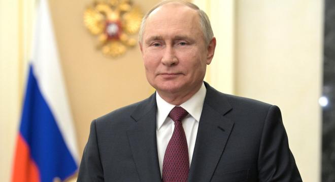 Dührohamot kapott az orosz elnök: titkos szeretője újra terhes