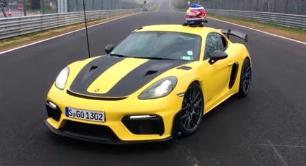 Videó: látványos túra a Nürburgringen a Porsche 718 GT4 RS-sel