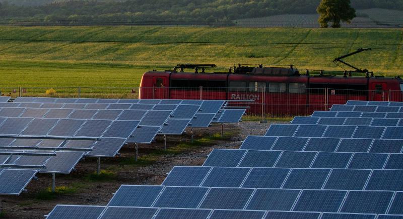 A Romgaz is beszáll a napenergia-bizniszbe: Dicsőszentmártonon építene napelemparkot