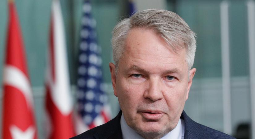 Finn külügyminiszter: Ukrajna inváziója megváltoztatta a véleményünket a NATO csatlakozásról