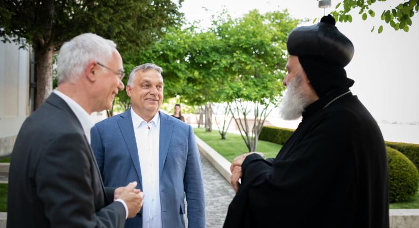 Orbán Viktor: Elutasítjuk egyházi vezetők szankcionálását