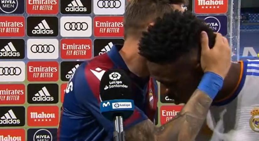 A könnyeit törölgette a Levante csapatkapitánya, amikor jött Vinícius Júnior – VIDEÓ