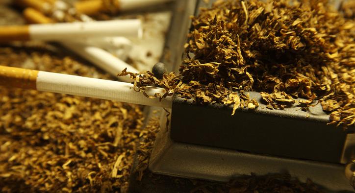 15 millió forintos fogás Tiszaadonynál: több ezer doboz adózatlan cigarettát találtak