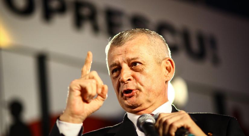 Tíz év és nyolc hónap börtönre ítélték Bukarest korrupt expolgármesterét