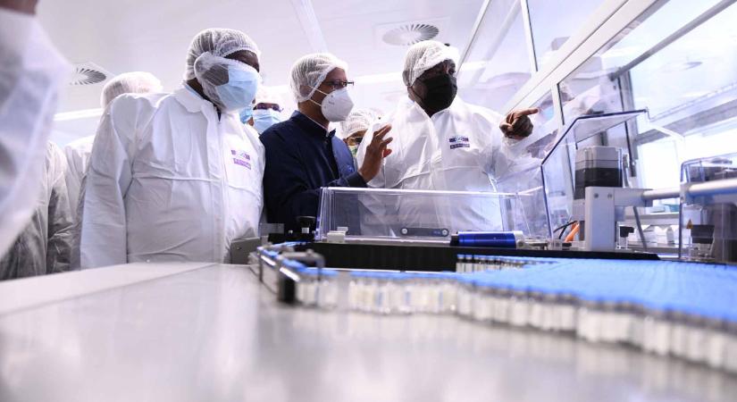 Egyetlen megrendelést sem kapott még az első afrikai gyár, ahol koronavírus elleni vakcinát gyártanak