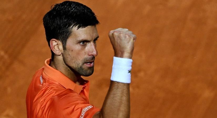 Djokovic egy lépésre van a döntőtől és az ezredik győzelmétől