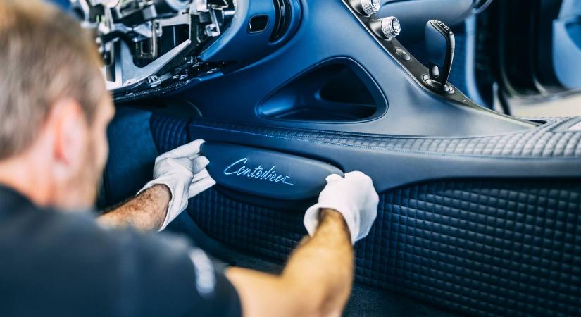 16 hétig készül a Bugatti Centodieci beltere