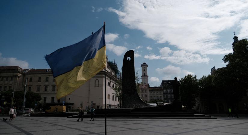 Rakétatámadás érte Lviv környékét