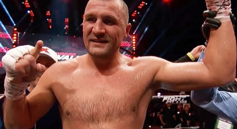 Profi boksz: Szergej Kovaljov győzelemmel tért vissza