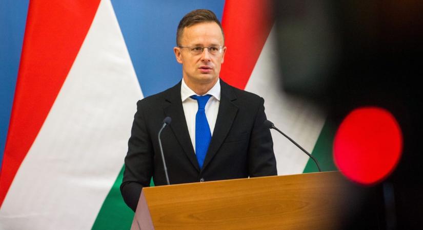 Szijjártó: A NATO álláspontja továbbra is egybeesik a magyar nemzeti érdekkel