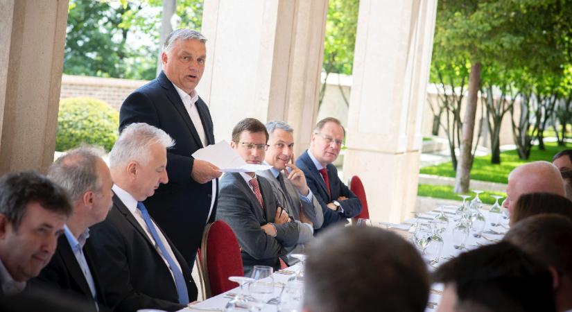 Délutánra Orbán megkezdi újabb miniszterelnöki hivatalát
