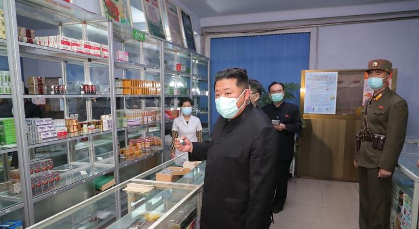 Észak-Koreában 24 óra alatt közel 400 ezer ember kapta el a koronavírust