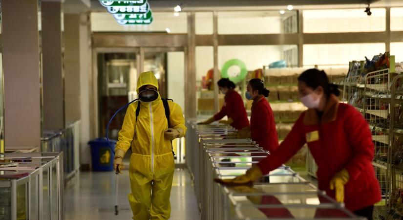 Százezrek fertőződnek meg koronavírussal Észak-Koreában