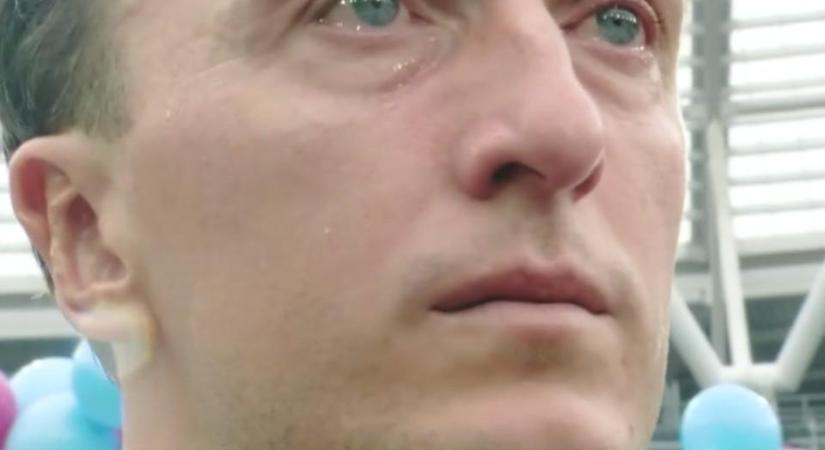 Videó: vastaps és könnyek – a „kalapácsosok” elbúcsúztatták Mr. West Hamet