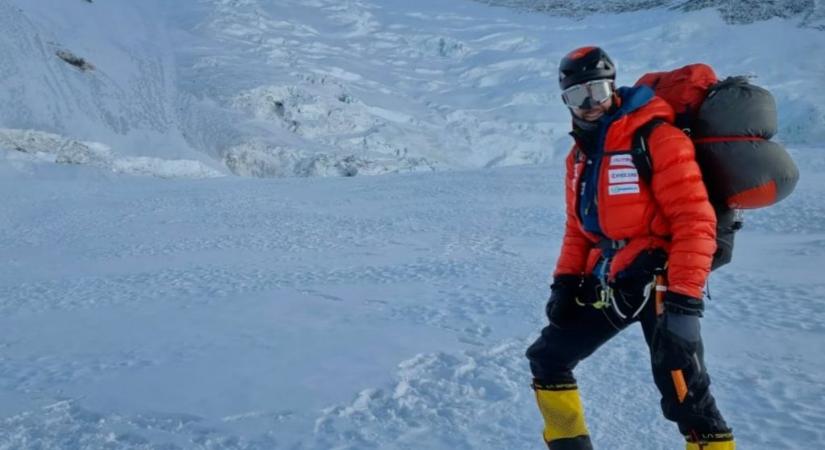 Suhajda Szilárd megmászta a Föld negyedik legmagasabb hegyét, a Lhocét
